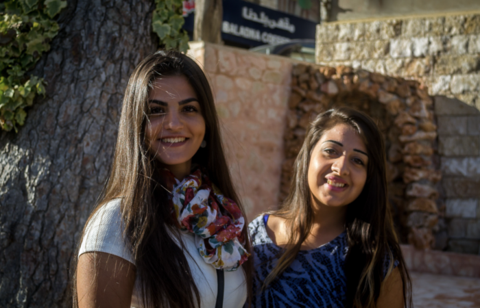 Comment les jeunes chrétiens palestiniens construisent-ils leur identité ?