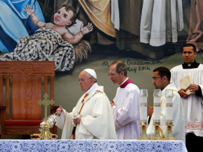 Le pape François aux enfants palestiniens : « Ne vous laissez pas écraser par le passé »
