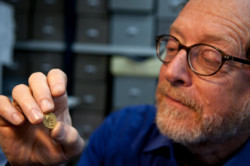 Une pièce d’or rarissime retrouvée en Galilée