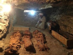 Egypte: Découverte d’une tombe de 3 500 ans