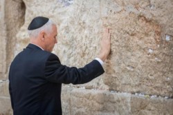 Ni Eglises ni dirigeants palestiniens pour Pence à Jérusalem