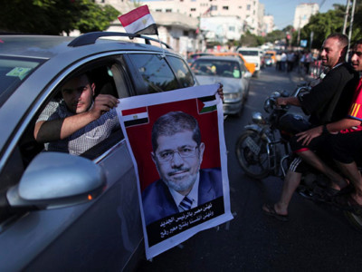 Egypte: les Frères Musulmans poussés vers la sortie ?