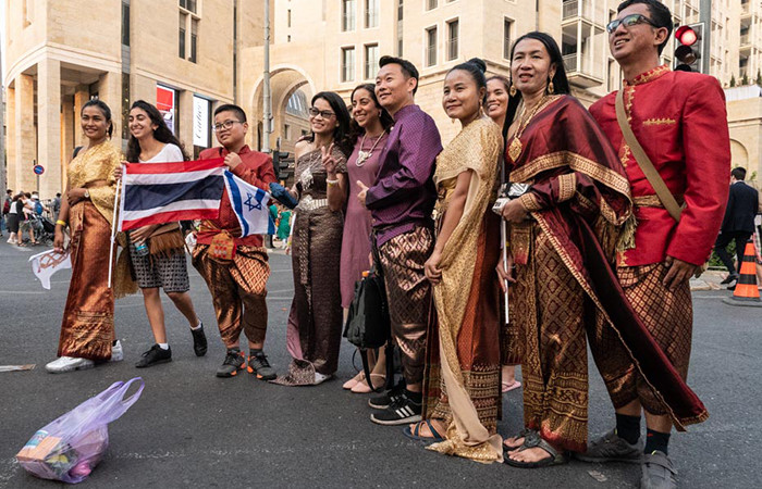 Des Evangéliques sionistes défilent dans la rues de Jérusalem à l'occasion de la Fête des Tabernacles, le 17 octobre 2019.© Claire Riobé/Terre Sainte Magazine