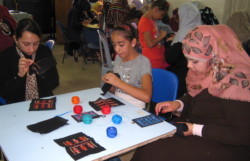 Tradition et solidarité, les broderies de Ramallah