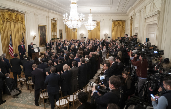 Le président Trump délivre son discours devant l'assemblée réunie pour l'occasion, le 28 janvier 2020 à la Maison Blanche. ©Shealah Craighead Maison Blanche