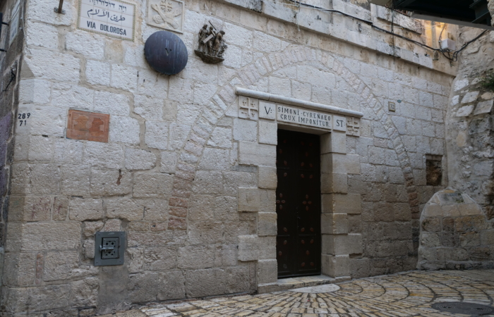 La Via Dolorosa, dans le quartier arabe chrétien. ©Claire Riobé/TSM