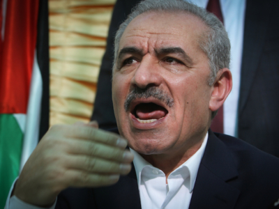 Palestine sans le sou : coupes dans des salaires publics