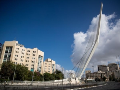 Covid-19, le confinement sanitaire se durcit en Israël