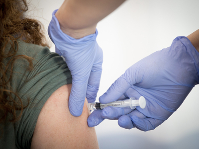 Coronavirus : un « passeport vert » pour inciter les Israéliens à se faire vacciner