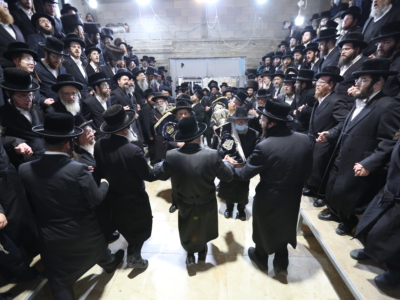 Pourquoi les juifs orthodoxes ne cessent de défier les règles sanitaires