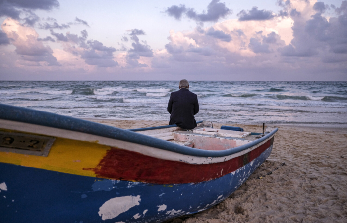 Face à la mer, au petit matin. April 10, 2020. ©Fatima Shbair