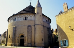 À Neuvy-Saint-Sépulchre, ces traces de Jérusalem