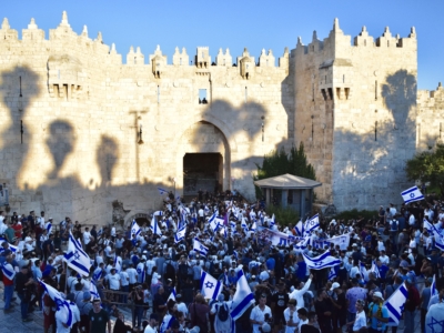 Une « marche des drapeaux » sous tension à Jérusalem