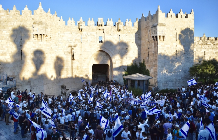 Une « marche des drapeaux » sous tension à Jérusalem