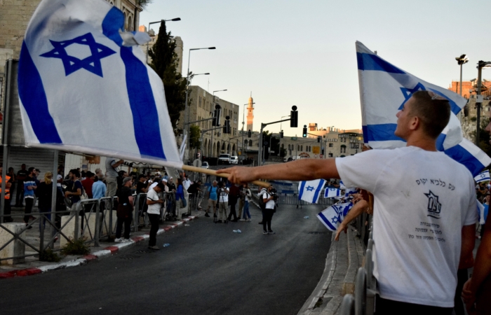 Porte de Damas, la séparation organisée entre Juifs Israéliens et Palestiniens est très visible ©Cécile Lemoine/TSM