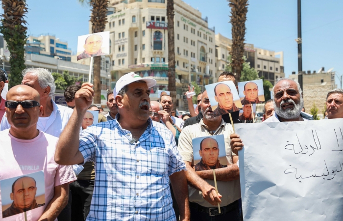 « Pars Abbas » : colère des Palestiniens après la mort d’un opposant politique