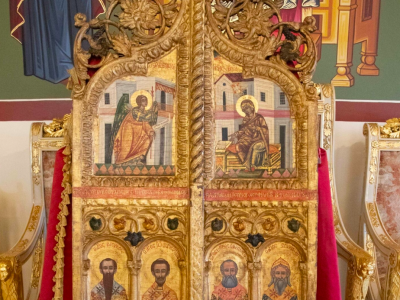 Deux sublimes portes d’une église du XVIIIe remises à Chypre