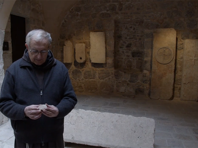 Vidéo: Souvenirs du passé : souvenirs et bénédictions de la Terre Sainte