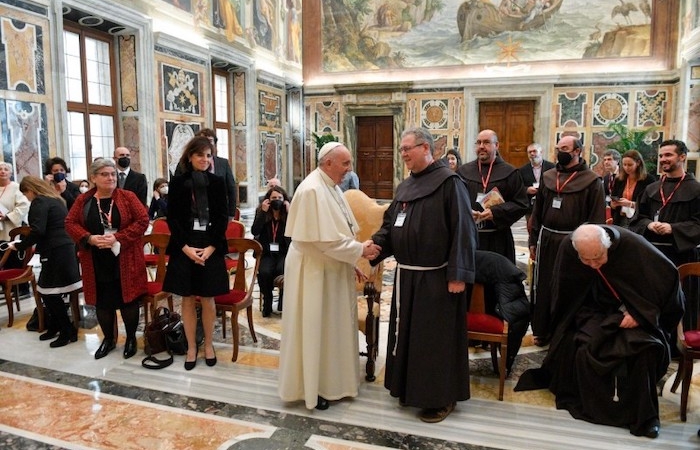 Les communicants de la Custodie en audience avec le Pape pour le 100e anniversaire de la revue Terre Sainte
