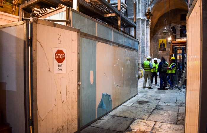 Les travaux ne devraient pas empêcher la circulation dans la basilique lors des festivités pascales, qui se tiendront en avril, 14/03/2022 ©Cécile Lemoine/TSM