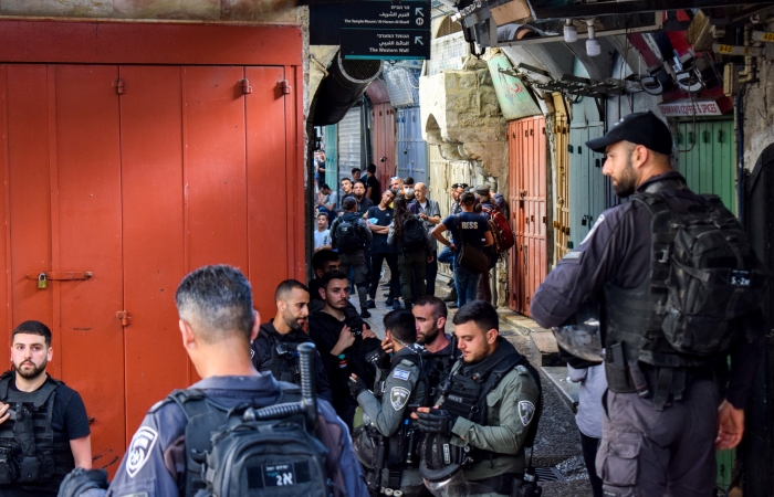 La population palestinienne est recluse derrière des cordons de police ©Cécile Lemoine/TSM