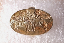 Un anneau mycénien en or de retour à Rhodes