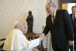Inédit : le président de Yad Vashem reçu au Vatican