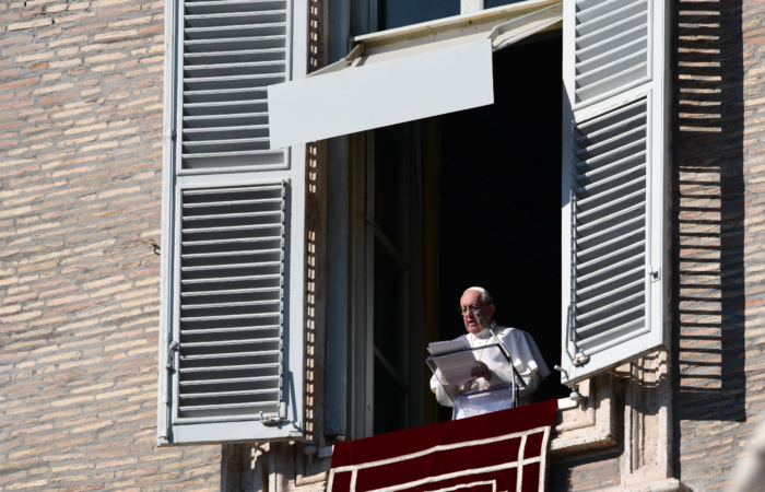 Violences en Terre Sainte: le Pape appelle au dialogue