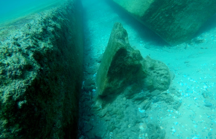 Une rare cargaison de marbre retrouvée au large de Césarée