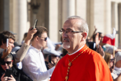 Cardinal Pizzaballa est prêt à s’offrir en échange des enfants israéliens otages à Gaza