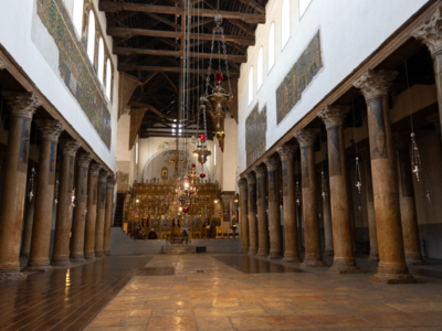 Visite de la basilique de la Nativité dans le temps