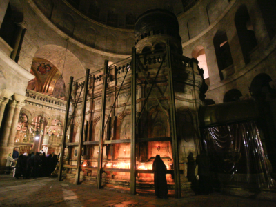 Le tombeau du Christ bientôt sans ses béquilles