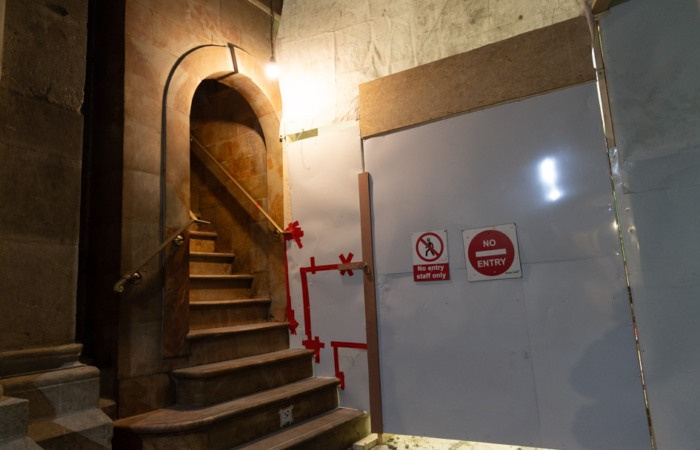 La seule montée et descente vers le Calvaire se fait par l'escalier habituellement prévu pour la descente ©MAB/CTS