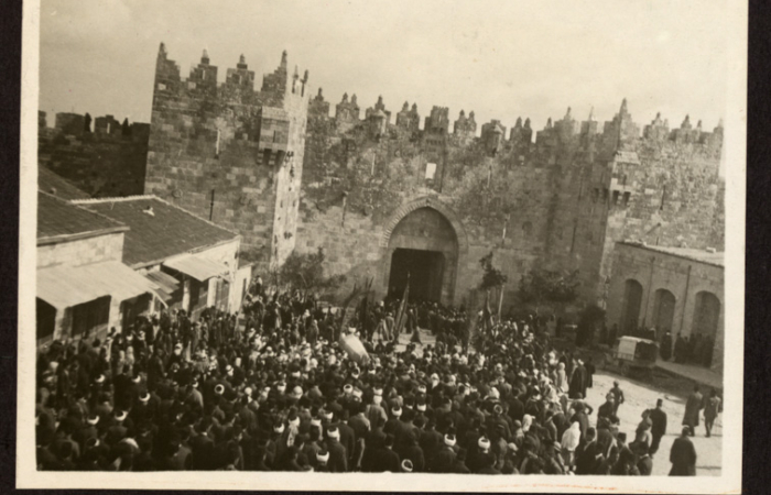 Funérailles du Grand Mufti de Jérusalem, Kamil al-Husayni, le 21 mars 1921.