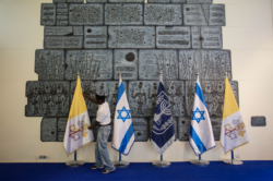 Mort du pape François: Israël présente des condoléances tardives et à reculons