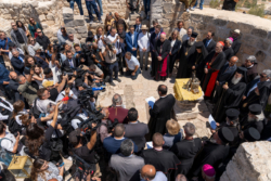  « Nous ne sommes pas des passants » : à Taybeh, les chefs des Églises dénoncent les attaques des colons