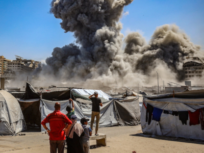 Gaza sous les bombes, le pape Léon XIV appelle la paroisse