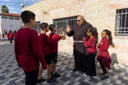 Père Abdel Massih : “Atteindre les cœurs, dans n’importe quelle langue”