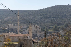 Un chrétien blessé dans une attaque de colons à Eïn Arik