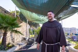 Notre mission est de construire l’espérance